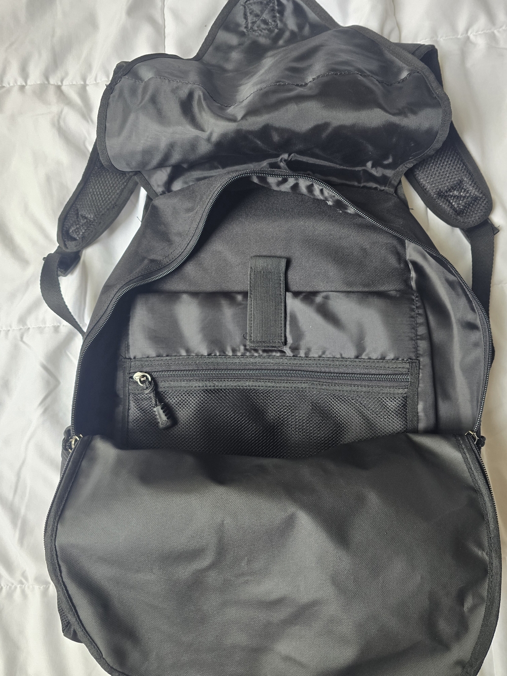 Harley-Davidson Men's Black Logo Helmet Backpack - Picture 13 of 14